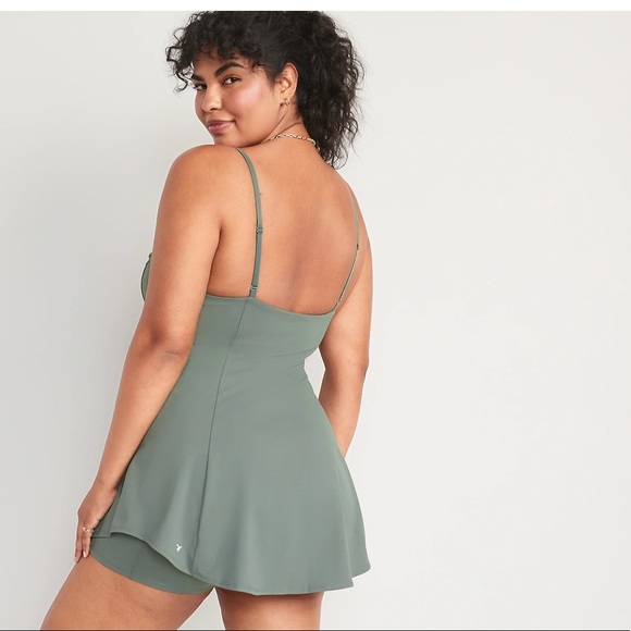 💚OLD NAVY ACTIVE SLEEVELESS POWERSOFT 2 IN 1 PERFORMANCE MINI SKORT/DRESS-GREEN - Picture 4 of 16